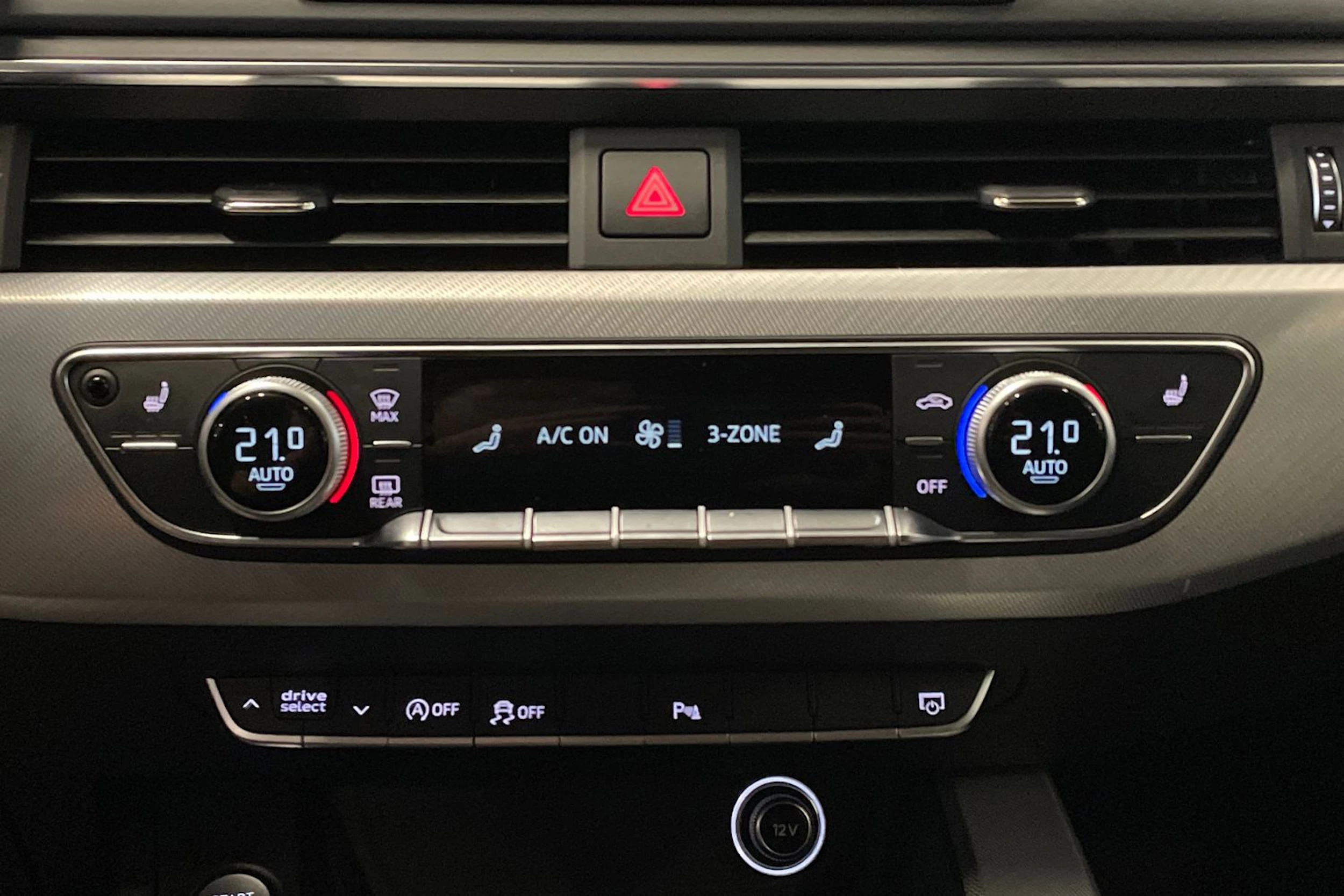 hopea Audi A4 2018 kuva 23.