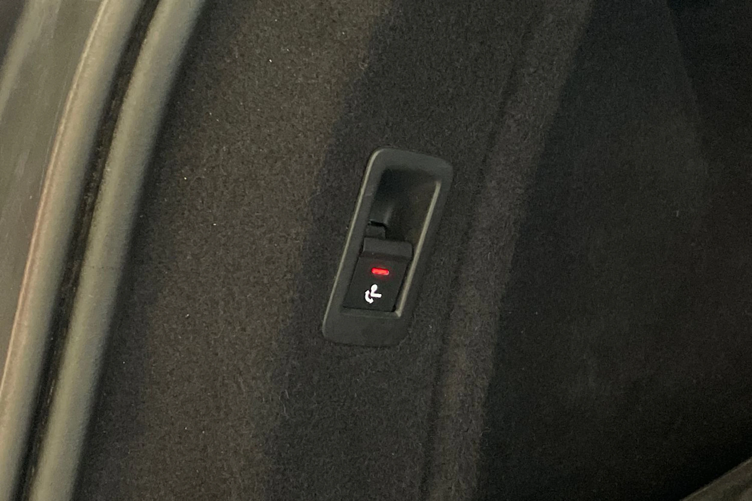 hopea Audi A4 2018 kuva 29.