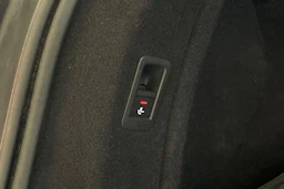hopea Audi A4 2018 kuva 29.