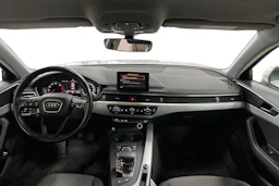 Valkoinen Audi A4 2018 kuva 9.