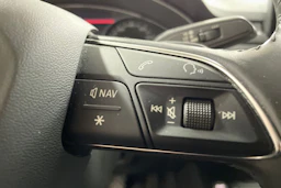 Valkoinen Audi A4 2018 kuva 15.