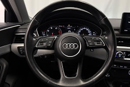 musta Audi A4 2018 kuva 15.