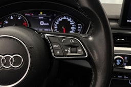 musta Audi A4 2018 kuva 17.