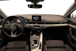 valkoinen Audi A4 2018 kuva 7.