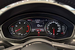 valkoinen Audi A4 2018 kuva 20.