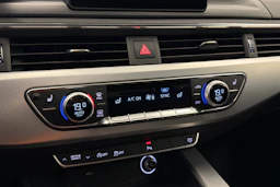 valkoinen Audi A4 2018 kuva 23.