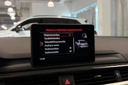 valkoinen Audi A4 2018 kuva 27.