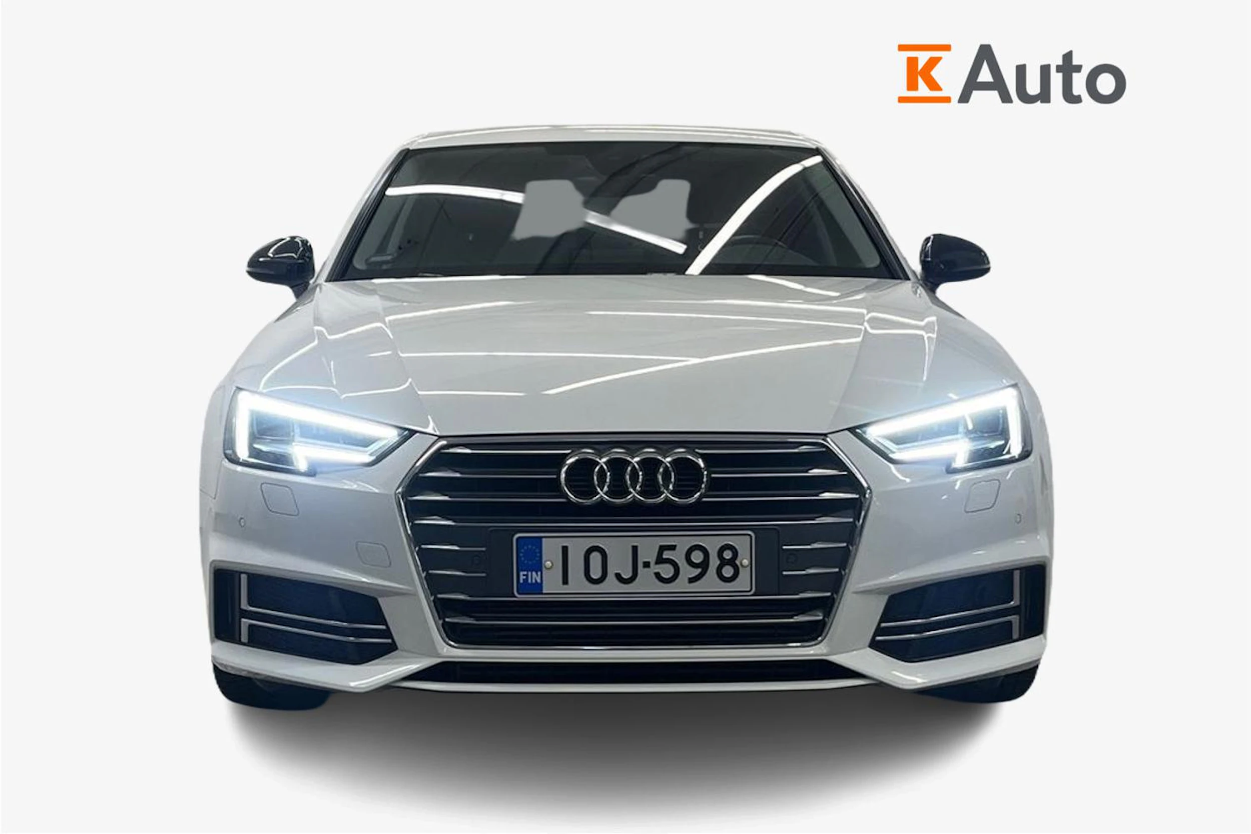 valkoinen Audi A4 2018 kuva 4.