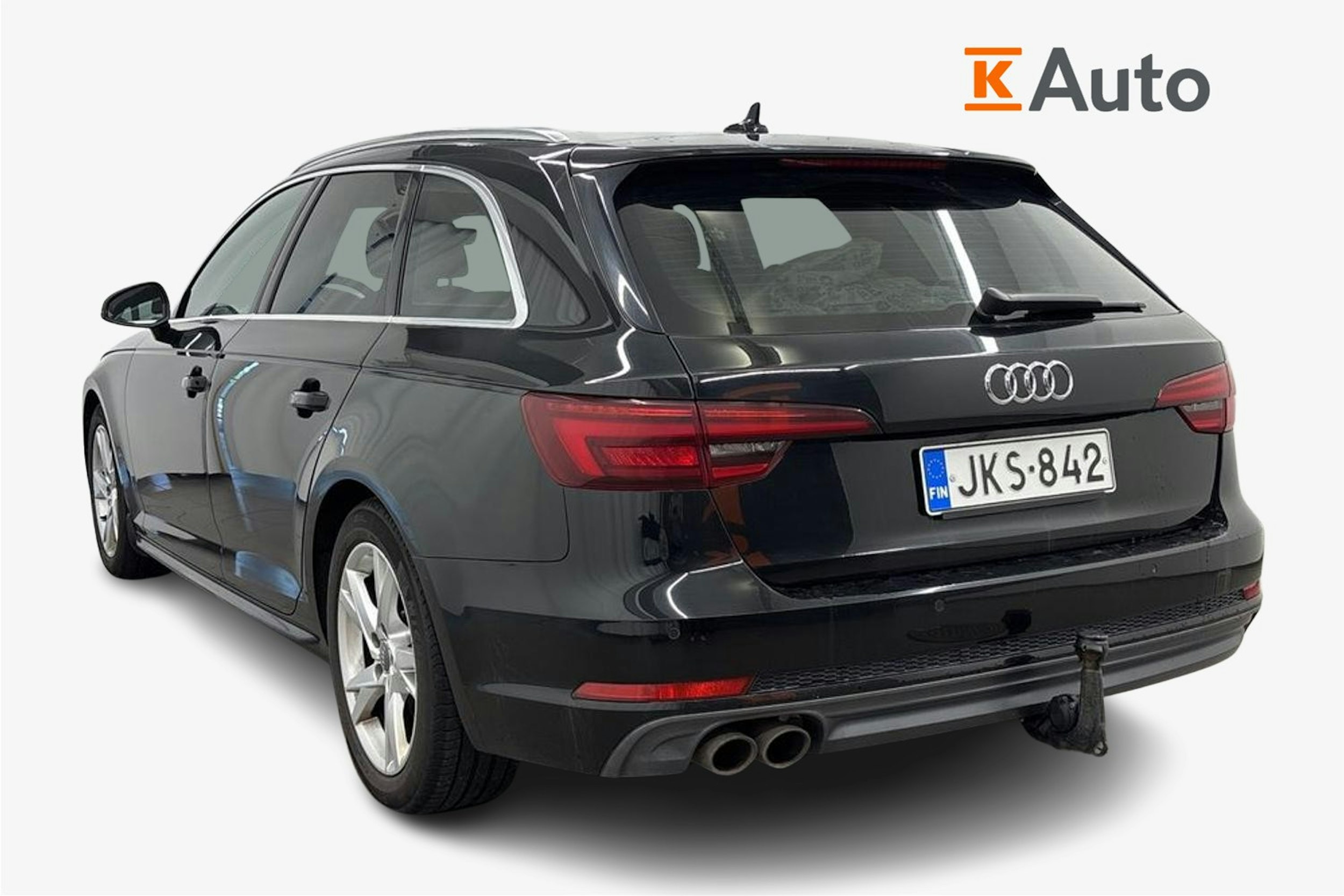 musta Audi A4 2018 kuva 2.