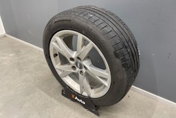 Sininen Audi A4 2018 kuva 14.