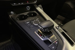 Sininen Audi A4 2018 kuva 19.