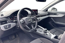 valkoinen Audi A4 2018 kuva 3.