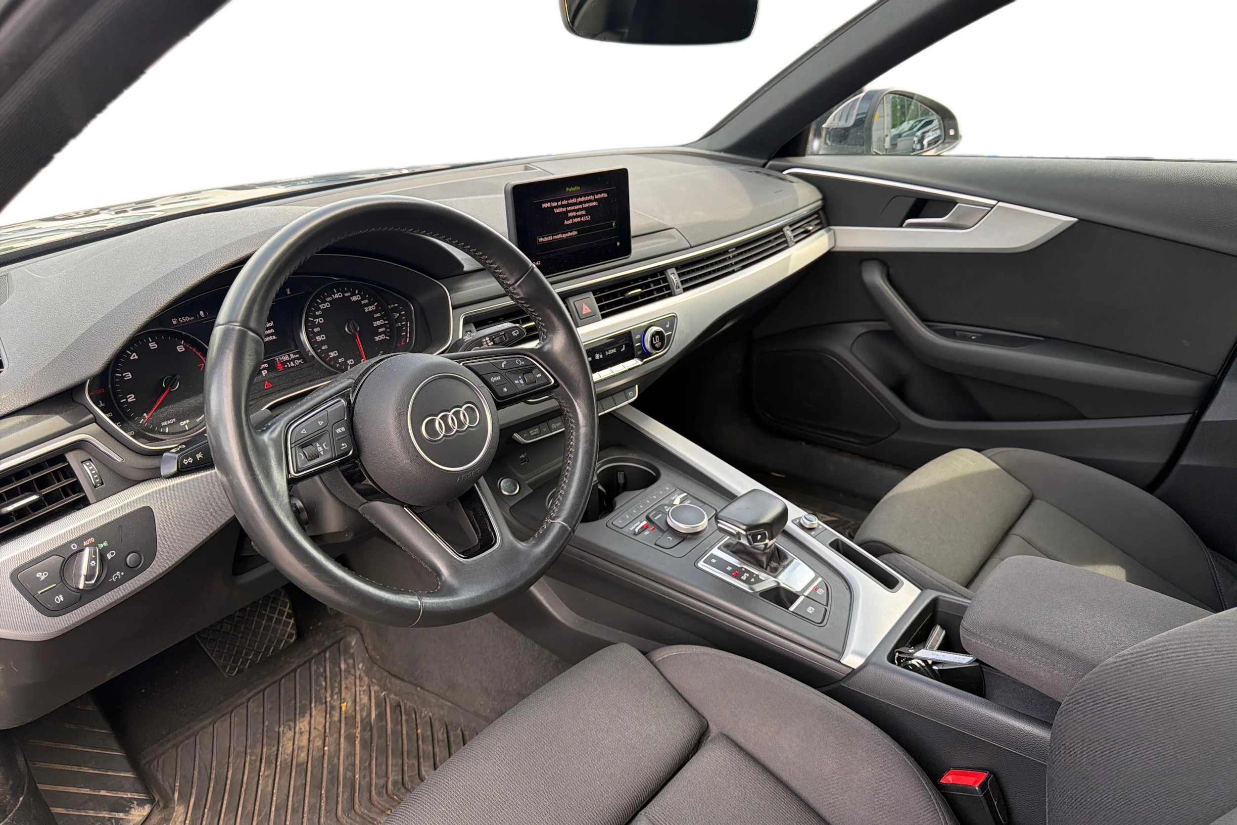 met. sininen Audi A4 2018 kuva 3.