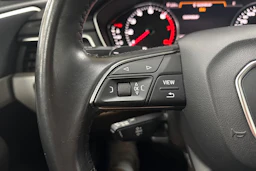 valkoinen Audi A4 2018 kuva 13.