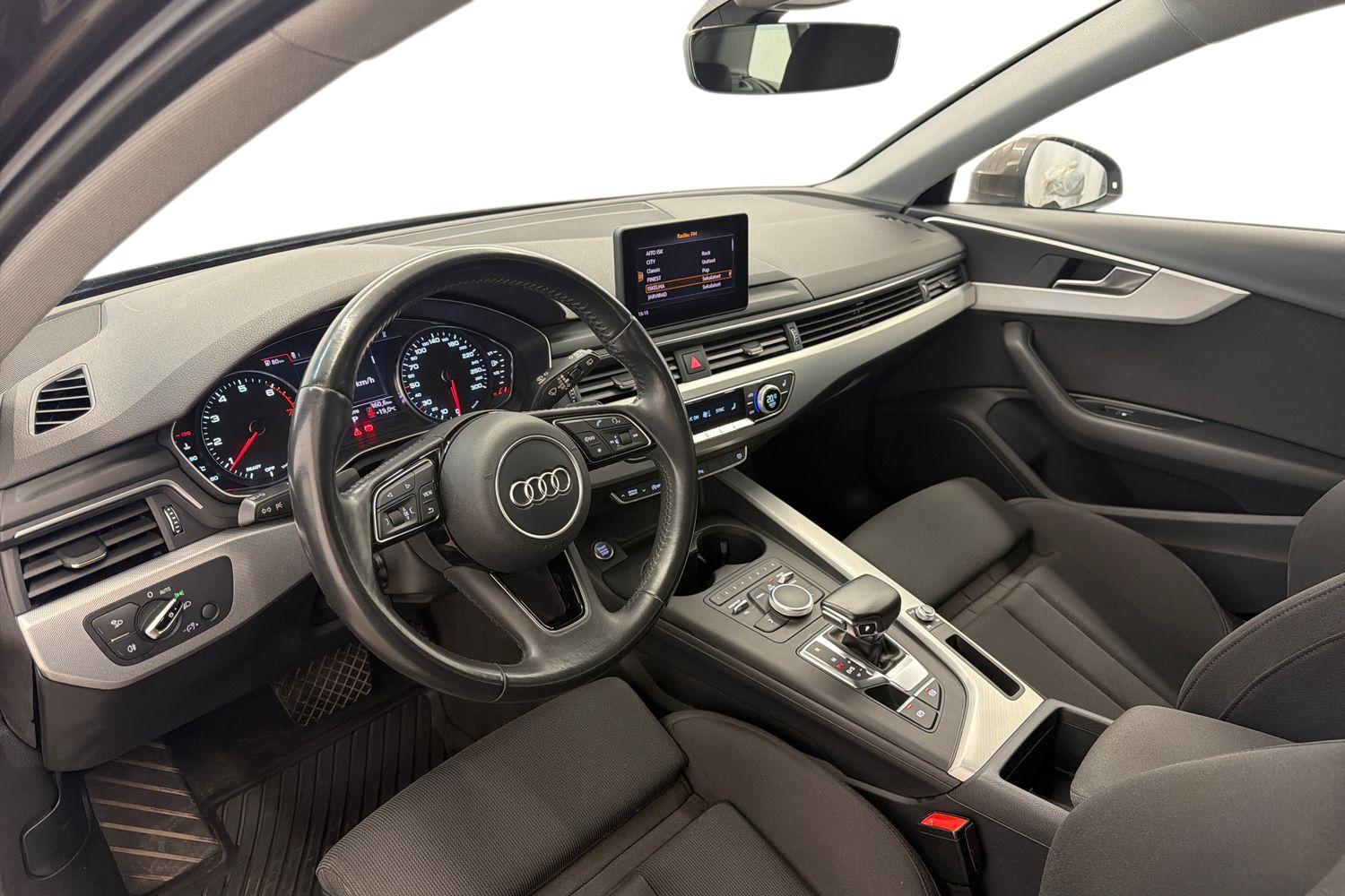 Audi A4 2018, kuva 6/30