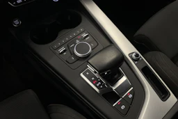 Musta Audi A4 2018 kuva 20.