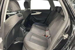 musta Audi A4 2018 kuva 8.