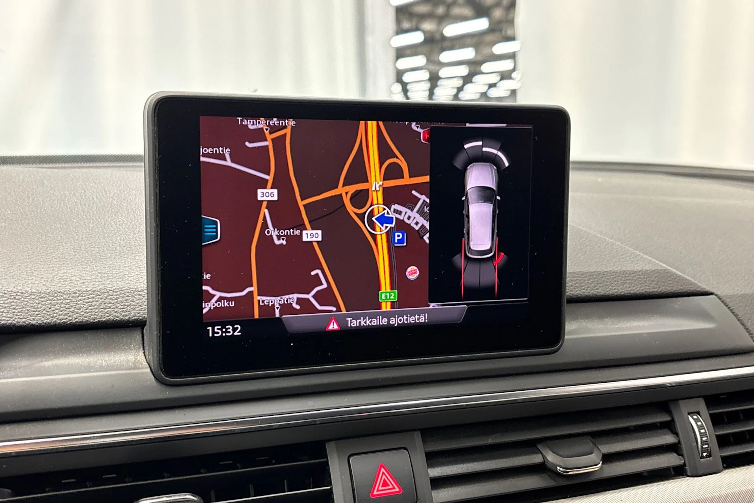 musta Audi A4 2018 kuva 22.