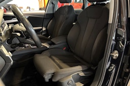 Sininen Audi A4 2018 kuva 19.