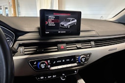 Sininen Audi A4 2018 kuva 25.