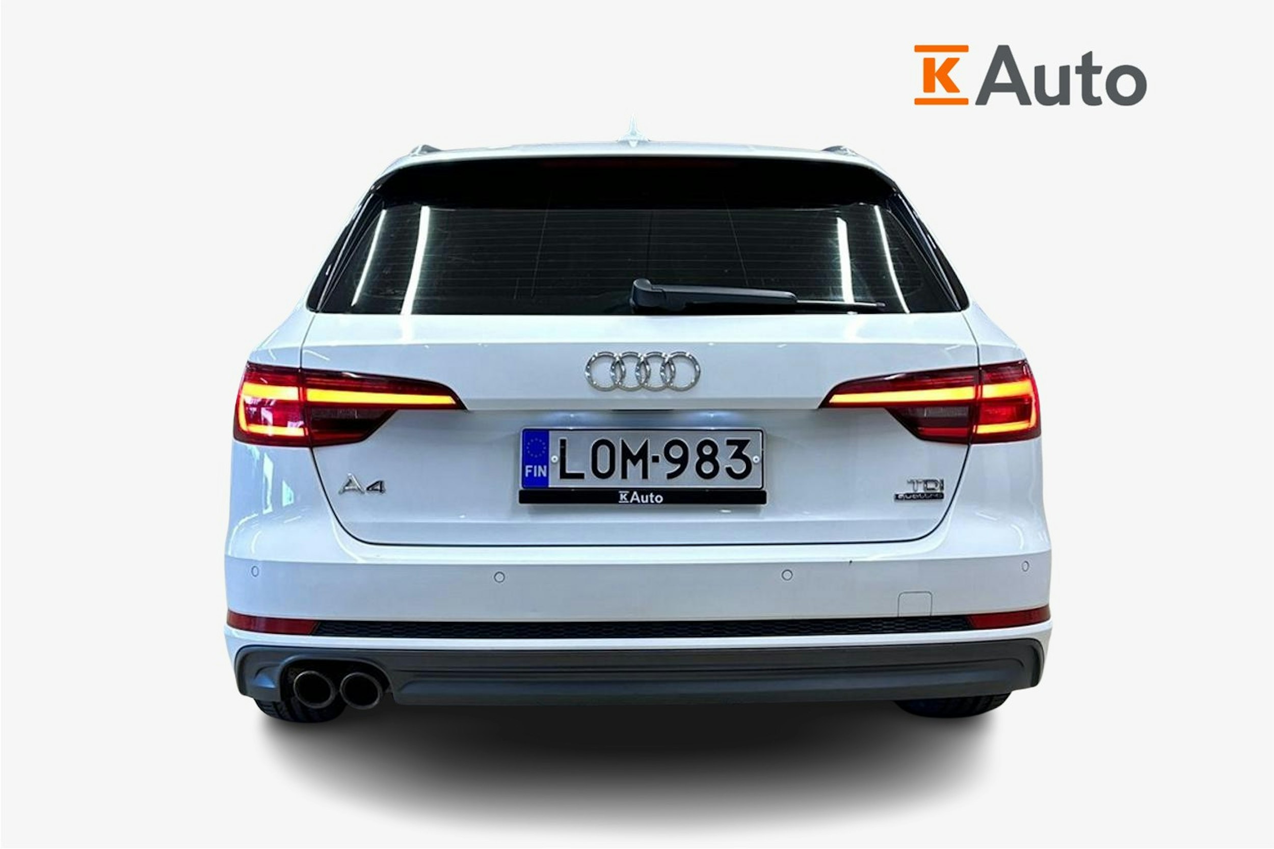 valkoinen Audi A4 2018 kuva 3.