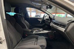 valkoinen Audi A4 2018 kuva 13.