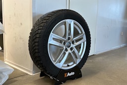 valkoinen Audi A4 2018 kuva 17.