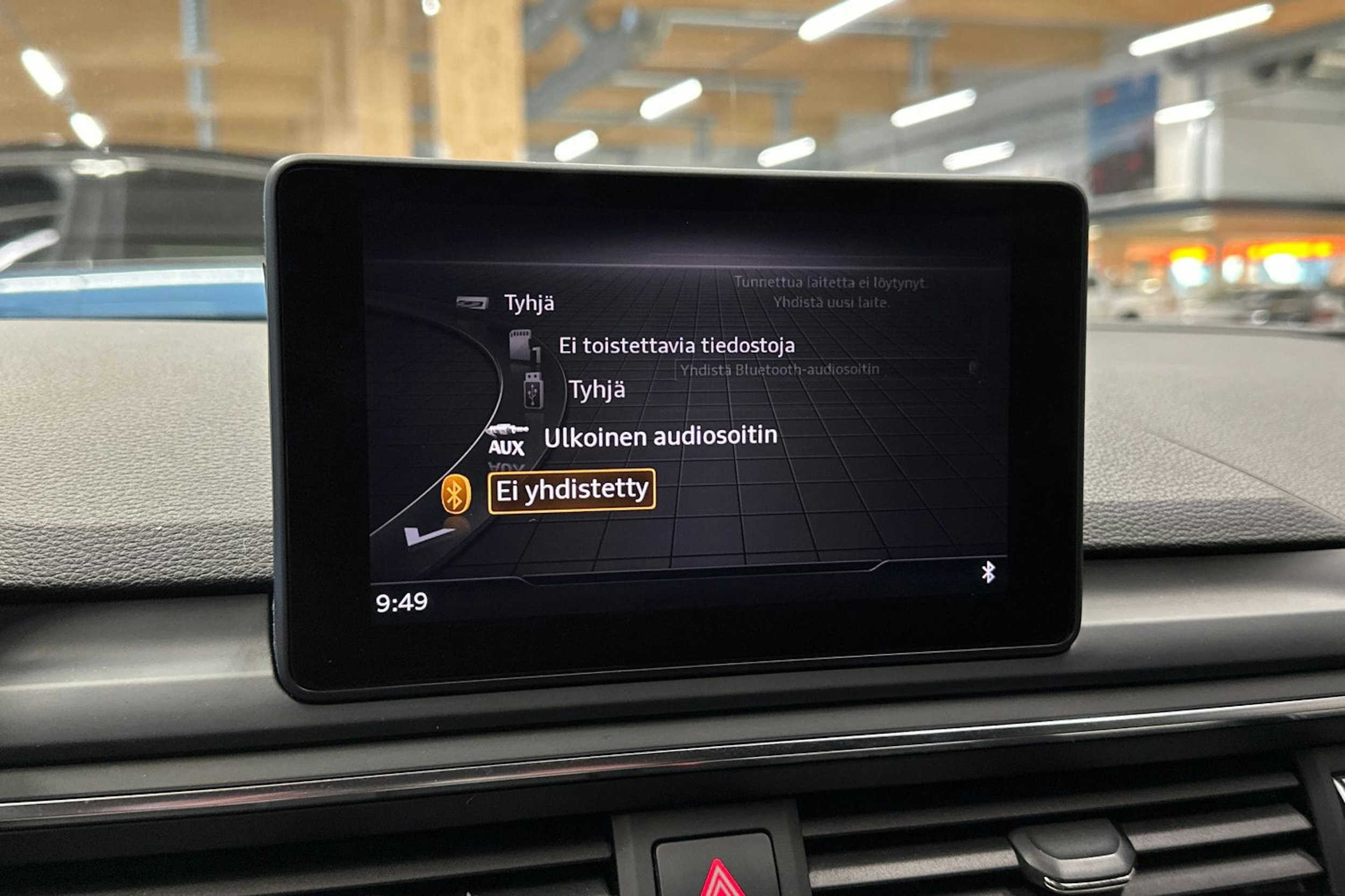 valkoinen Audi A4 2018 kuva 20.