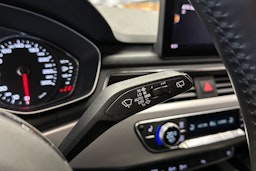 valkoinen Audi A4 2018 kuva 27.