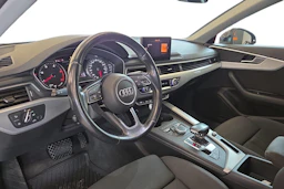 Musta Audi A4 2018 kuva 6.