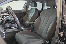 Musta Audi A4 2018 kuva 20.