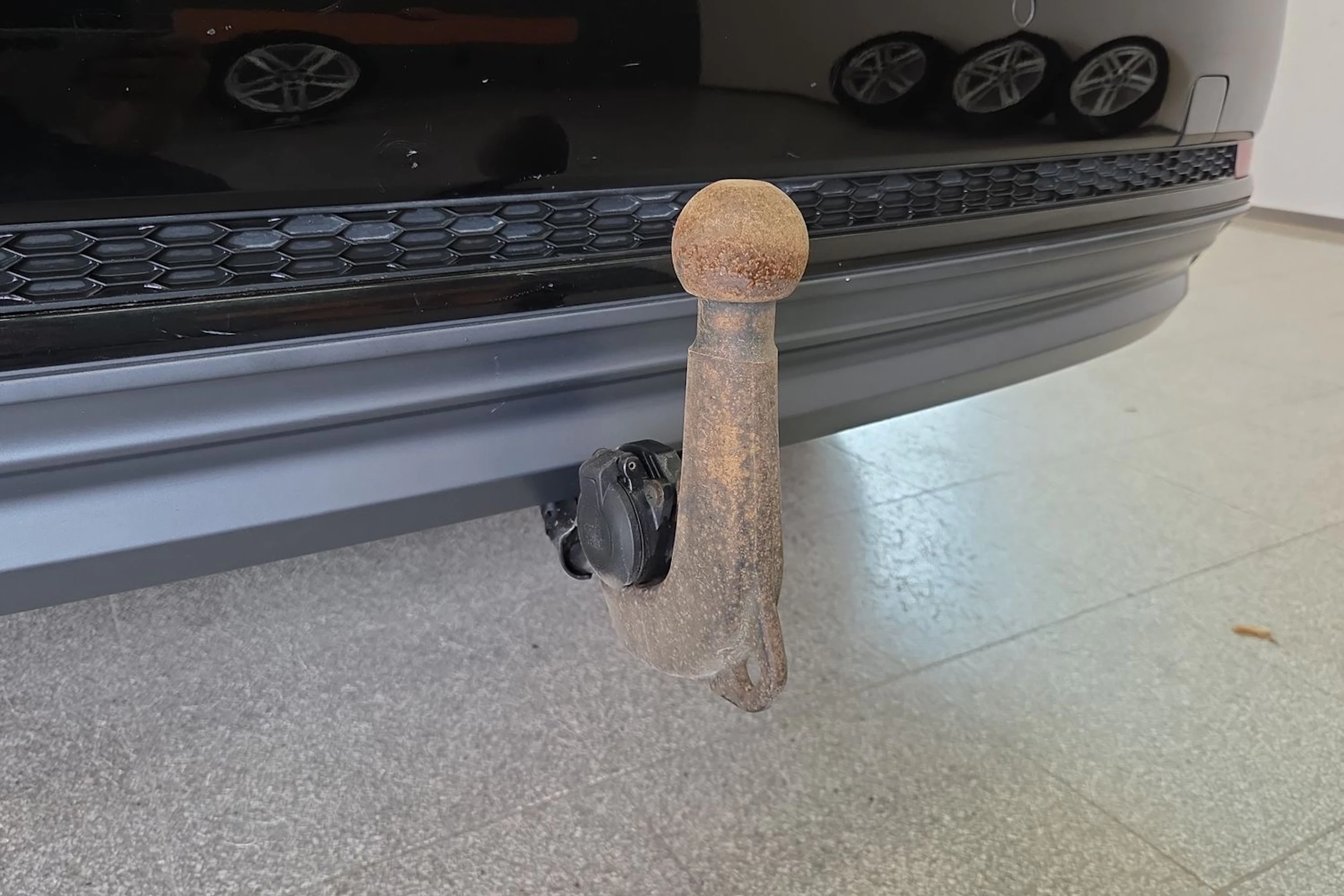 Musta Audi A4 2018 kuva 24.