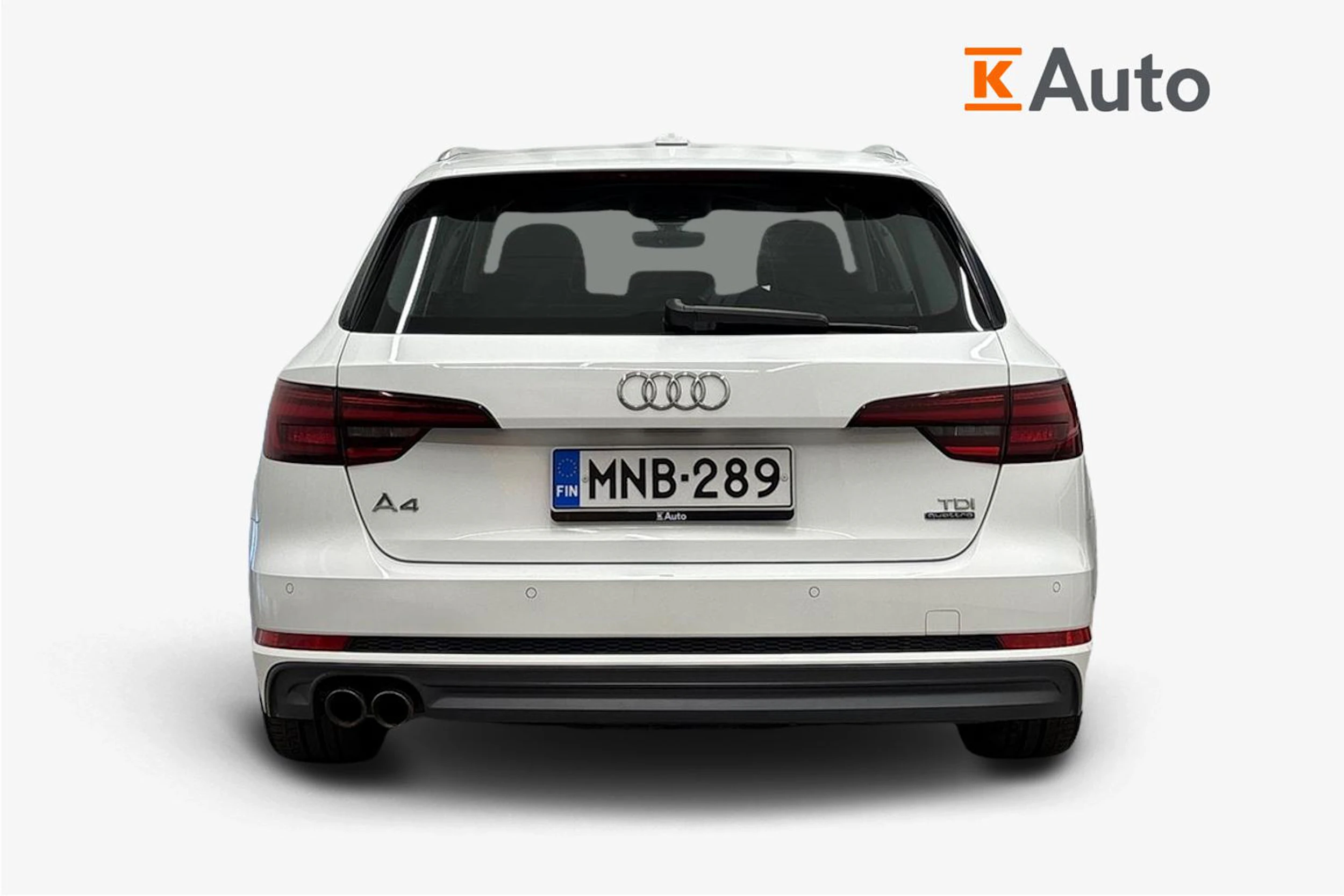 valkoinen Audi A4 2018 kuva 4.