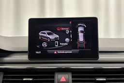 valkoinen Audi A4 2018 kuva 21.