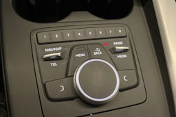 valkoinen Audi A4 2018 kuva 19.