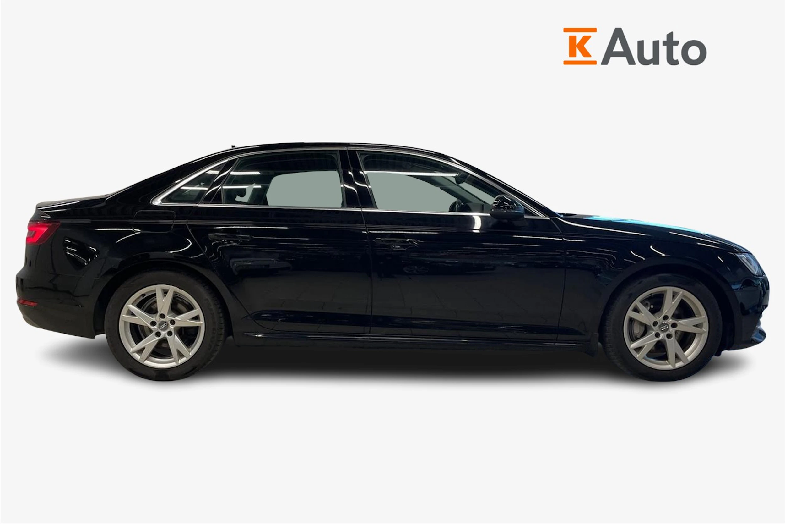 Musta Audi A4 2018 kuva 5.