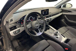 Musta Audi A4 2018 kuva 6.