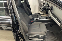 Musta Audi A4 2018 kuva 22.