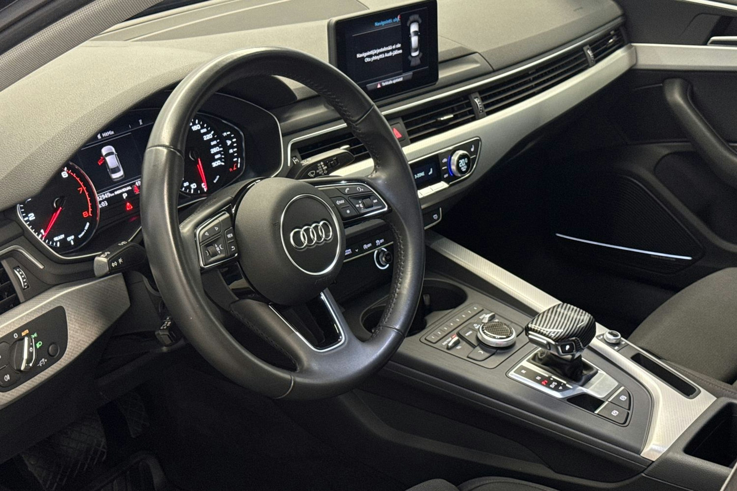harmaa Audi A4 2018 kuva 7.