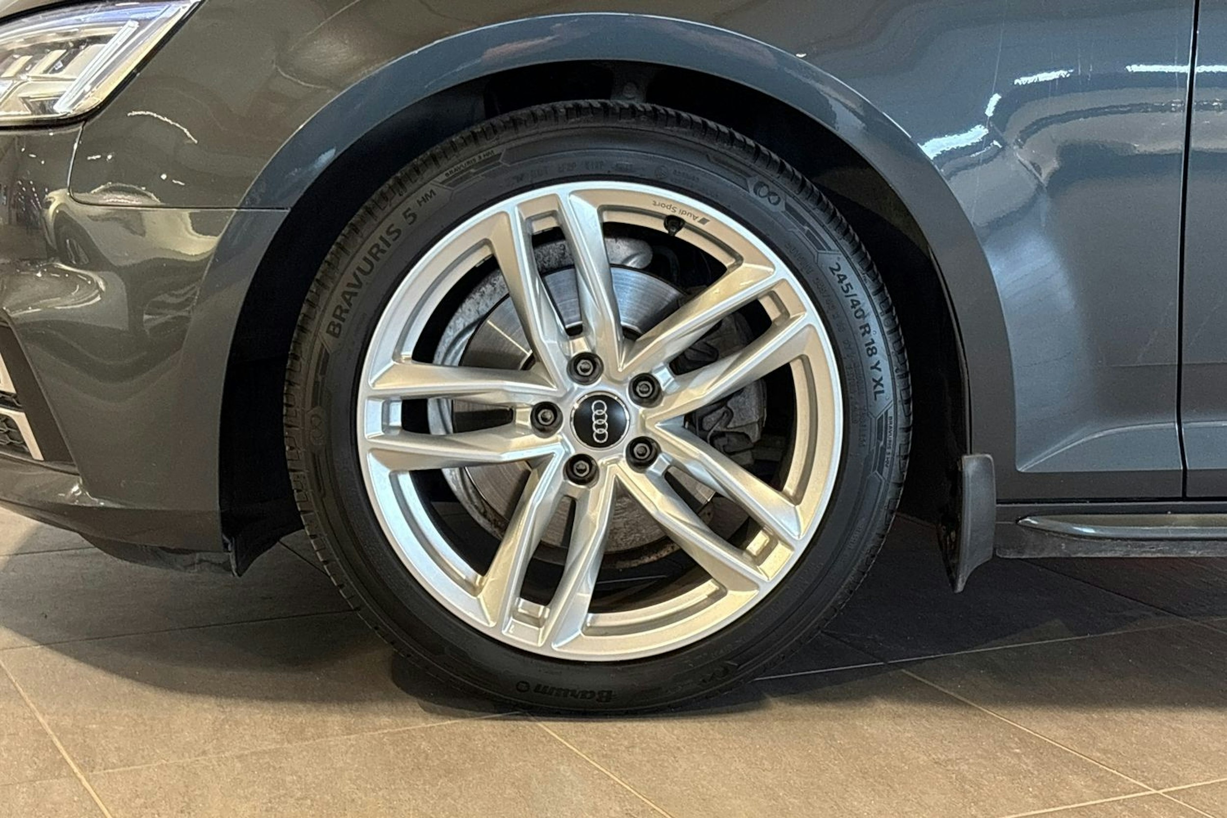 Vihreä Audi A4 2018 kuva 9.
