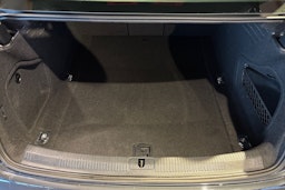 Vihreä Audi A4 2018 kuva 16.