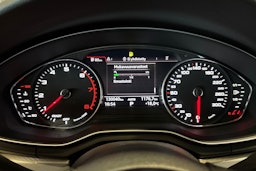 Vihreä Audi A4 2018 kuva 19.