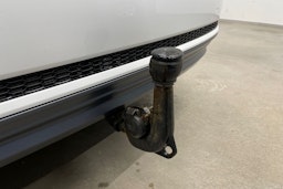 valkoinen Audi A4 2018 kuva 29.