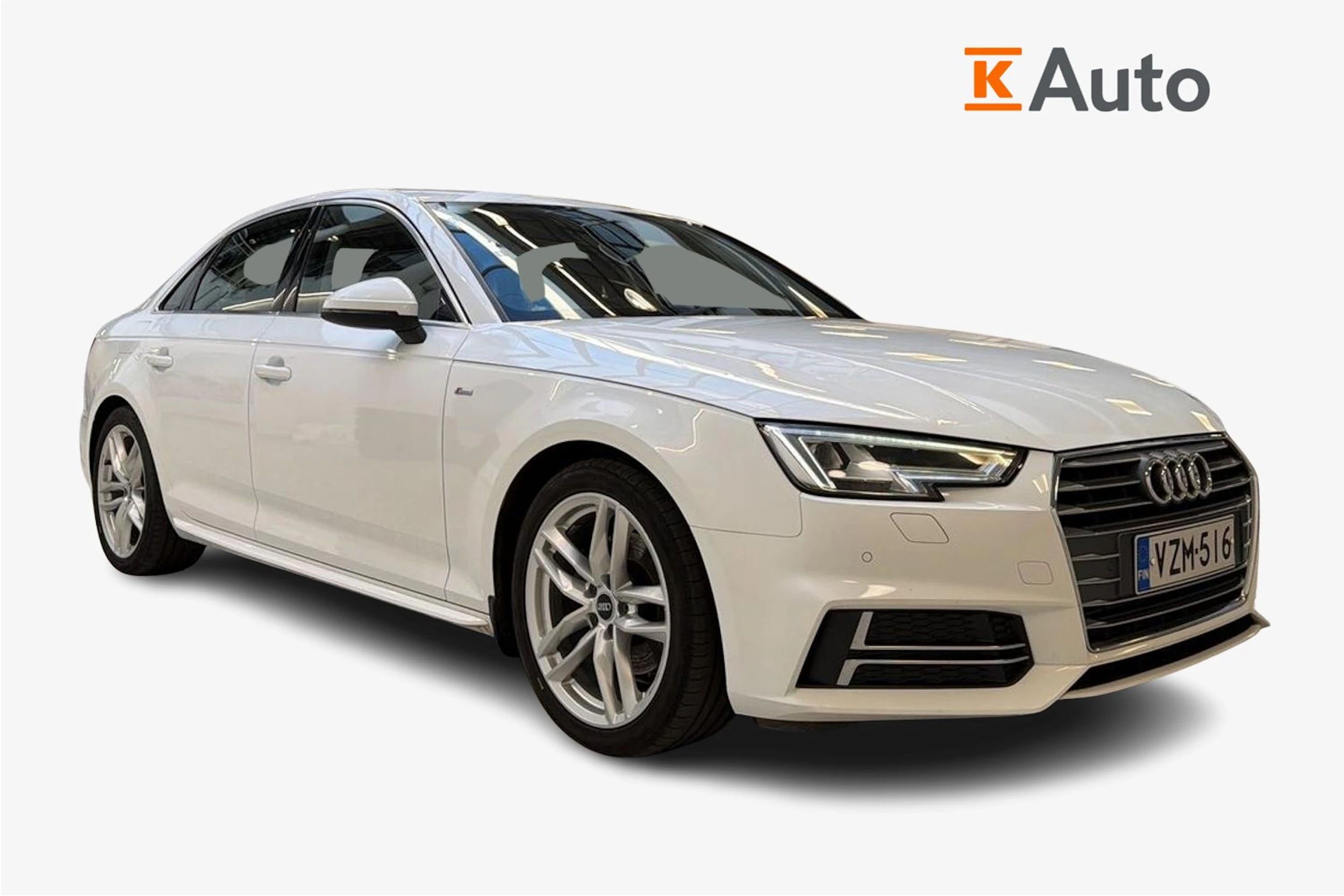 valkoinen Audi A4 2018 kuva 1.