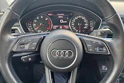 valkoinen Audi A4 2018 kuva 7.