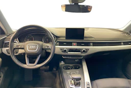 valkoinen Audi A4 2018 kuva 7.