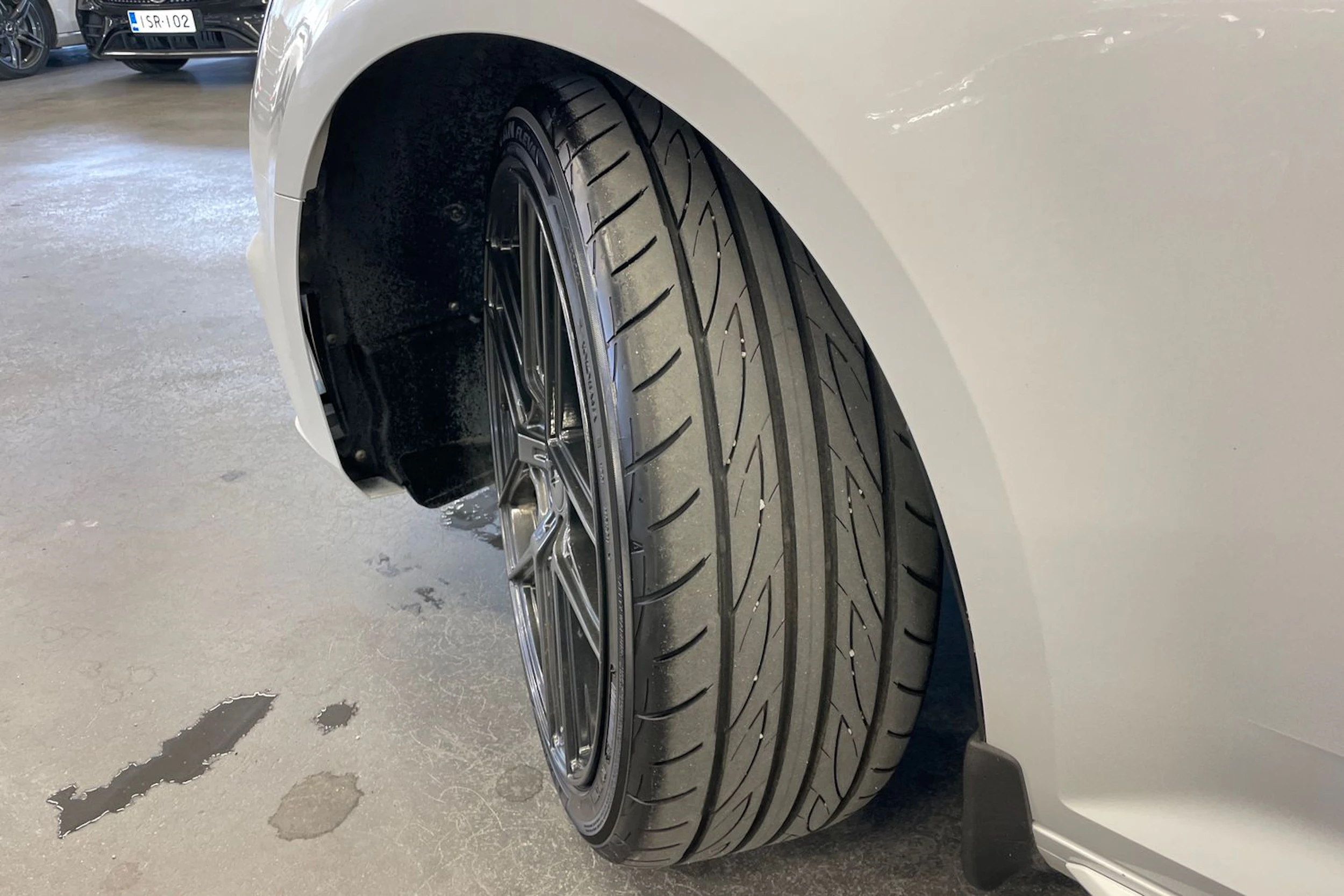 valkoinen Audi A4 2018 kuva 10.