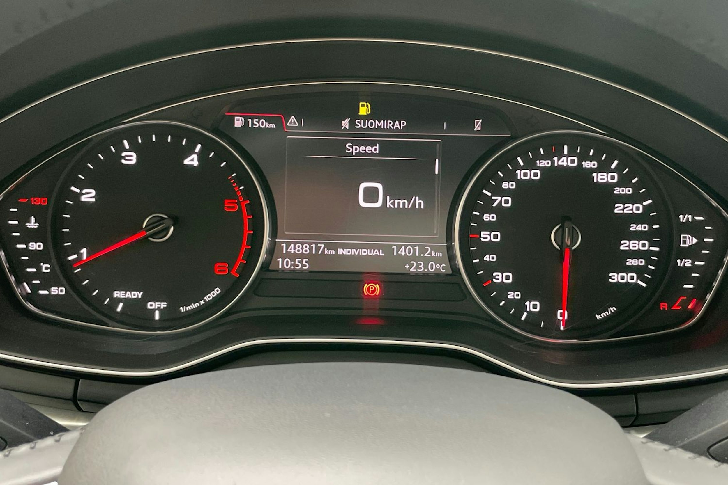 valkoinen Audi A4 2018 kuva 22.
