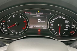 valkoinen Audi A4 2018 kuva 22.