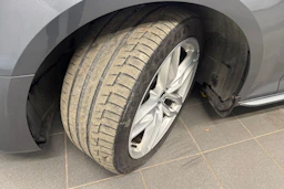 harmaa Audi A4 2018 kuva 13.